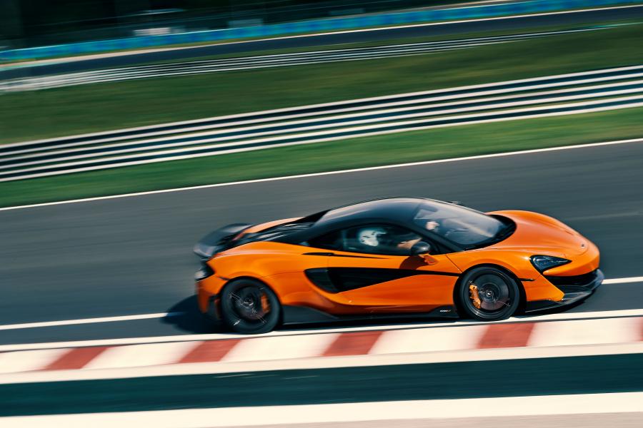  McLaren 600LT 2018 года  (WW) (фото 39 из 43)